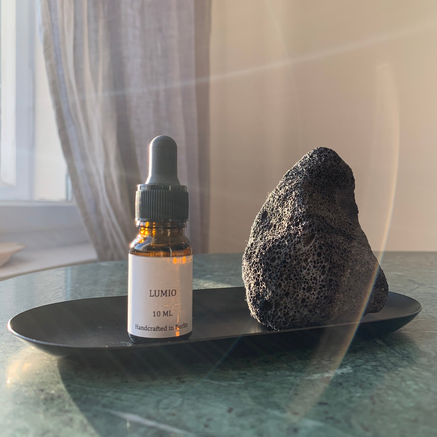 LUMIO – Essential Oil & Lava Stone Diffuser Set | Uplifting Floral & Herbal Notes